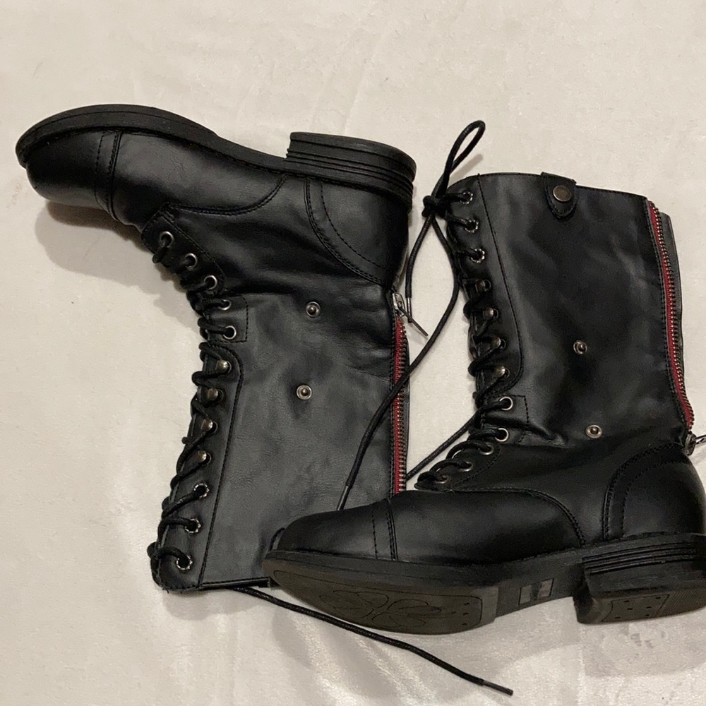 Madden Girl lace up/fold down boots